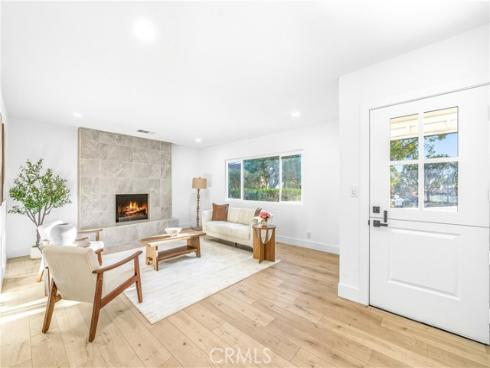 830  Delphine   Place, Fullerton, CA