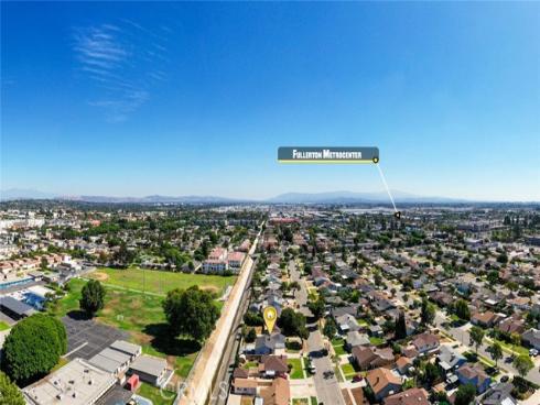 425 W Knepp  , Fullerton, CA