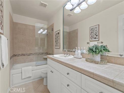 2246  Vista Del Sol  , Fullerton, CA