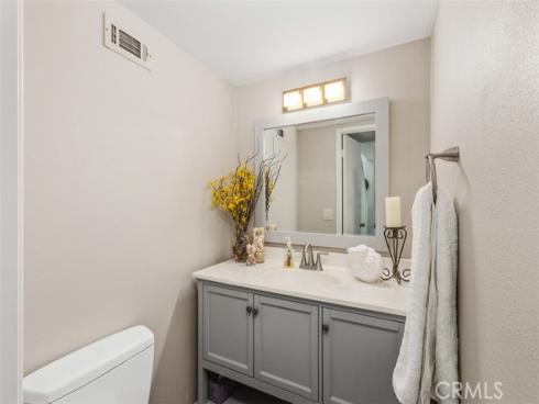 1617  Via Linda  17 , Fullerton, CA