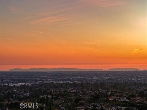 2207  Calle Ultimo  , Fullerton, CA