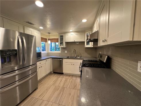 511 Lazy Creek Circle, Fullerton, CA