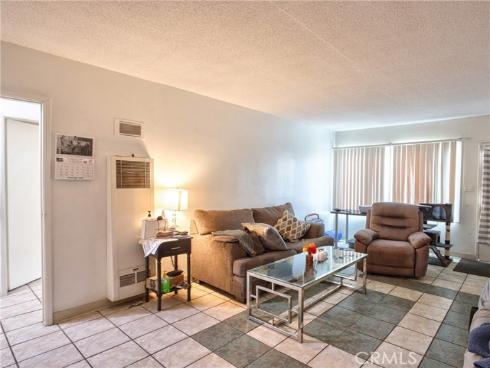 230 W Knepp Avenue, Fullerton, CA