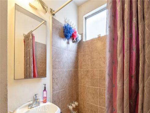 230 W Knepp Avenue, Fullerton, CA