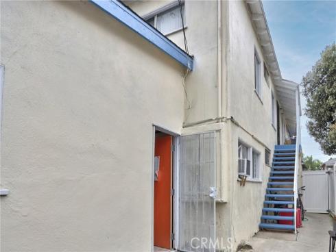 230 W Knepp Avenue, Fullerton, CA