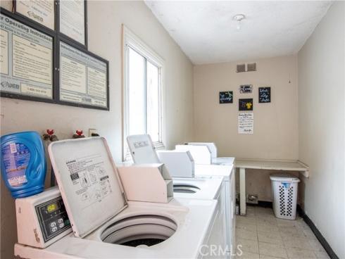 230 W Knepp Avenue, Fullerton, CA