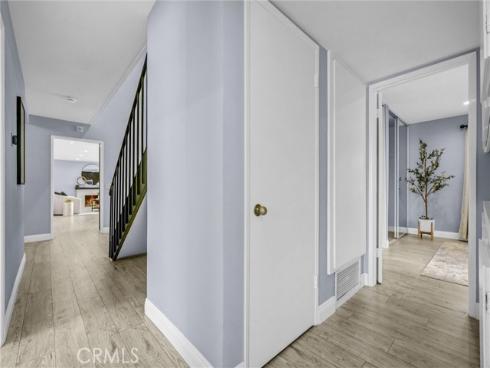 2000  Camino Centroloma  , Fullerton, CA