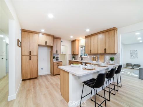 641  Casa Blanca  , Fullerton, CA