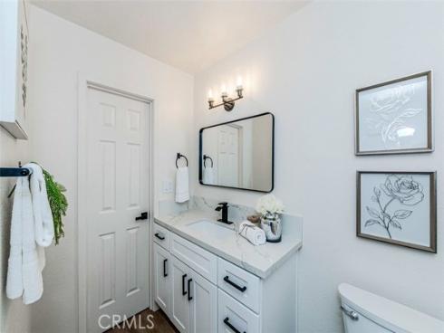 1718 E Commonwealth Ave 102 , Fullerton, CA