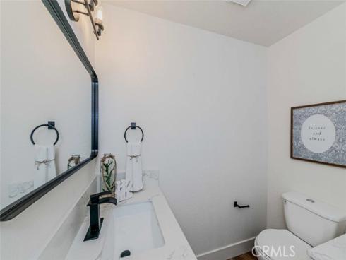 1718 E Commonwealth Ave 102 , Fullerton, CA