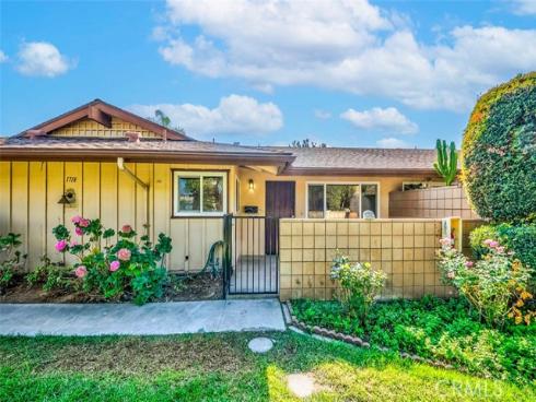 1718 E Commonwealth Ave 102 , Fullerton, CA