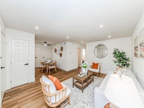 1718 E Commonwealth Ave 102 , Fullerton, CA