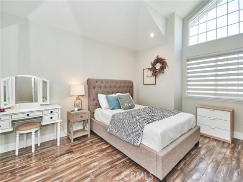 1860  Brooke  , Fullerton, CA