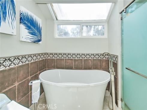 1860  Brooke  , Fullerton, CA