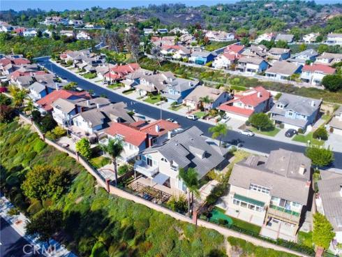 1860  Brooke  , Fullerton, CA