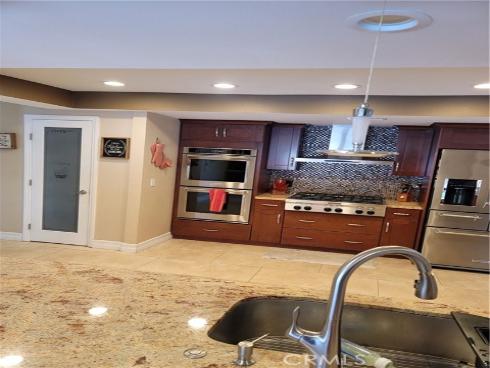 2407  Almira  , Fullerton, CA