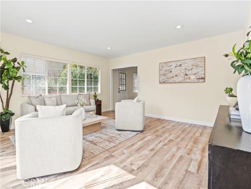 1342 W Hill   Avenue, Fullerton, CA