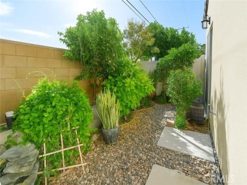 480  Plaza Sueno  , Fullerton, CA