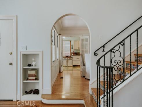 521 W Whiting Avenue, Fullerton, CA