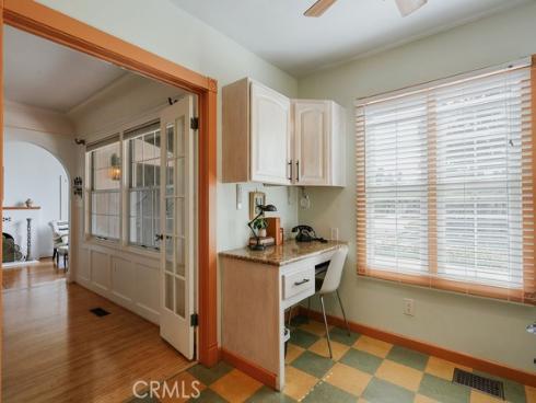 521 W Whiting Avenue, Fullerton, CA