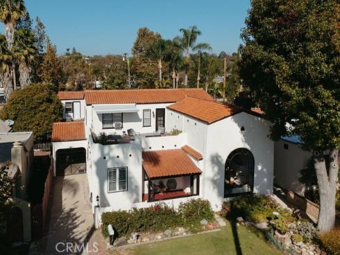 521 W Whiting Avenue, Fullerton, CA