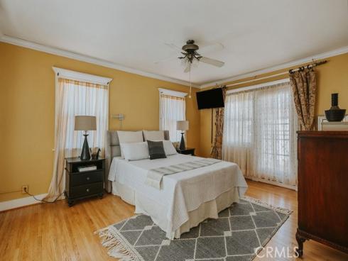 521 W Whiting Avenue, Fullerton, CA