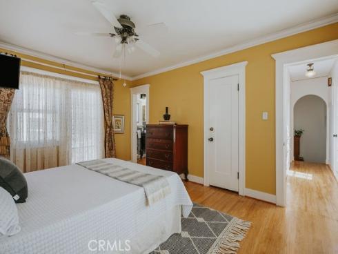 521 W Whiting Avenue, Fullerton, CA