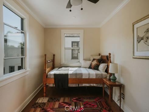 521 W Whiting Avenue, Fullerton, CA