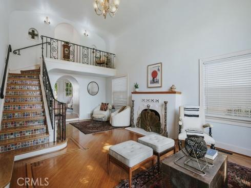 521 W Whiting Avenue, Fullerton, CA