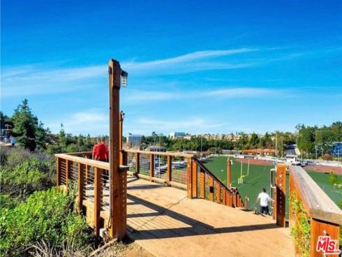 1307  Shadow  I  Lane, Fullerton, CA