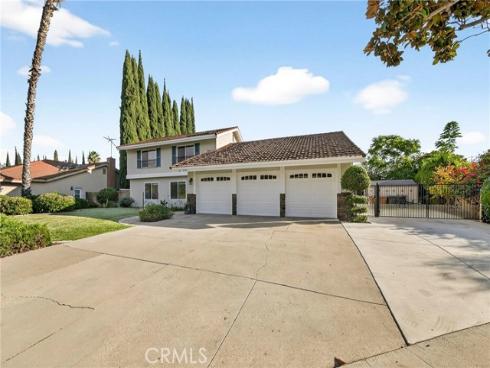 1510  El Paso Ln  , Fullerton, CA