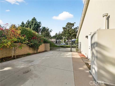 1510  El Paso Ln  , Fullerton, CA