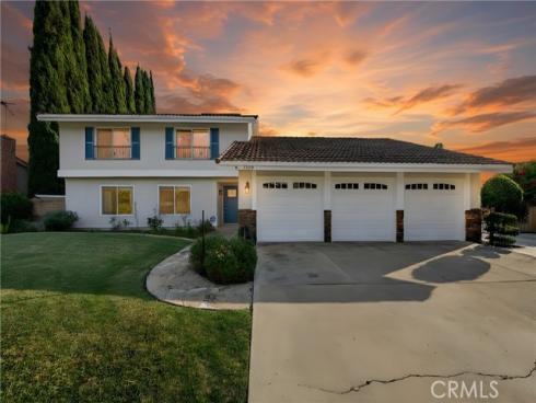 1510  El Paso Ln  , Fullerton, CA