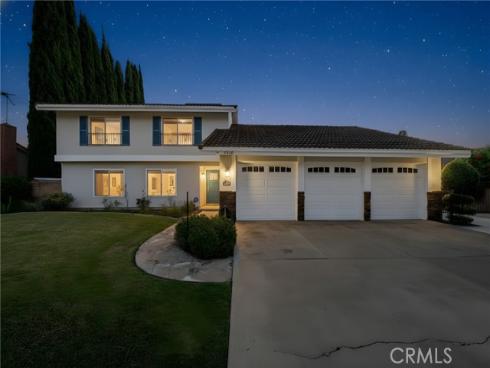 1510  El Paso Ln  , Fullerton, CA