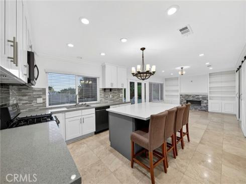 1510  El Paso Ln  , Fullerton, CA