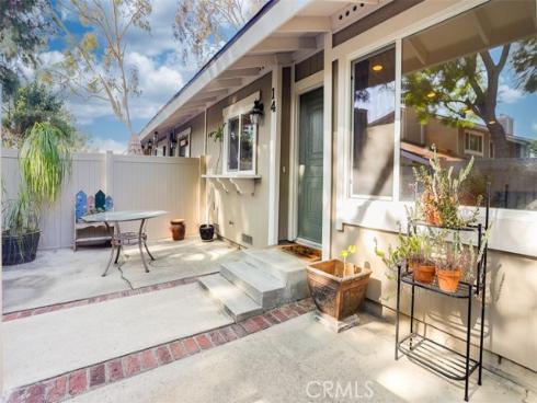 3110 E Palm  14 , Fullerton, CA