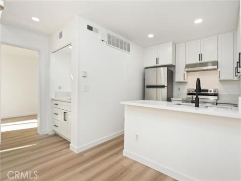 2900  Madison  B12 , Fullerton, CA