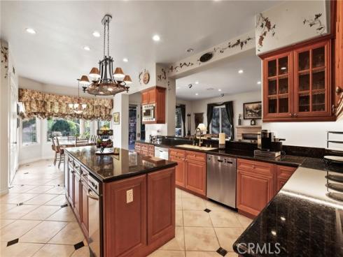 1731  Vista Lomitas  , Fullerton, CA