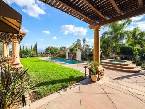 1731  Vista Lomitas  , Fullerton, CA