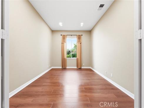 2588  Nixon   Way, Fullerton, CA