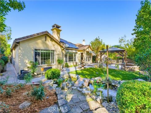 2588  Nixon   Way, Fullerton, CA