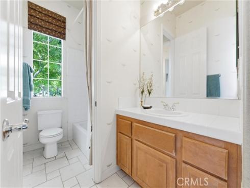 2588  Nixon   Way, Fullerton, CA