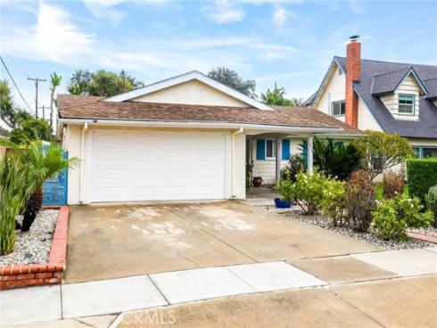 618 N Lincoln  , Fullerton, CA