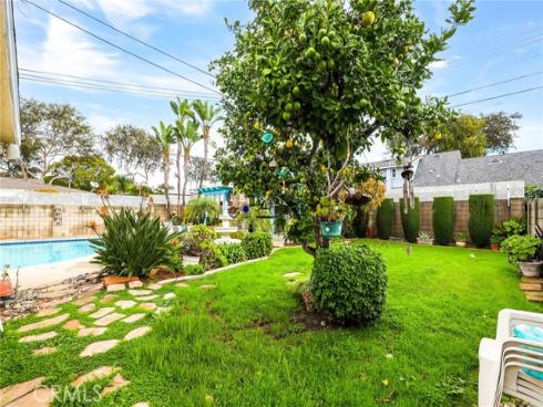 618 N Lincoln  , Fullerton, CA