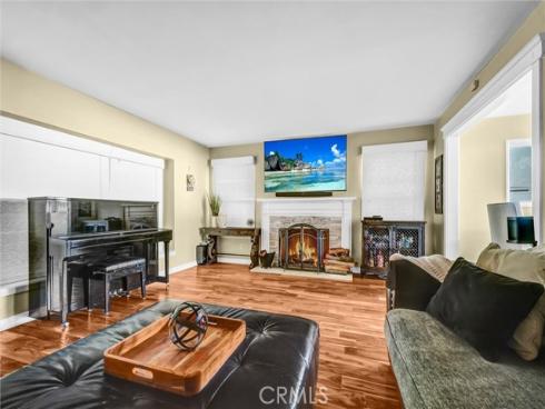 530  N. Stanford   Avenue, Fullerton, CA