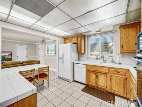 575 N Lincoln   Avenue, Fullerton, CA