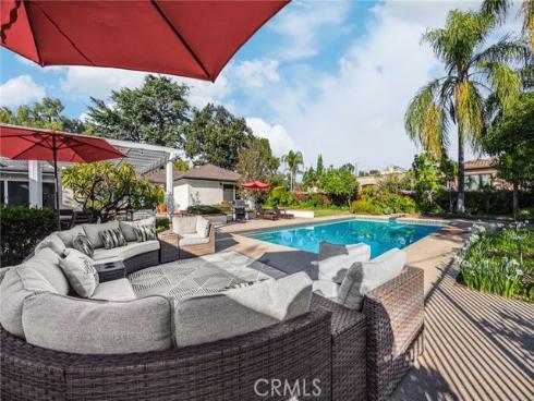 1062 W Valencia Mesa Drive, Fullerton, CA