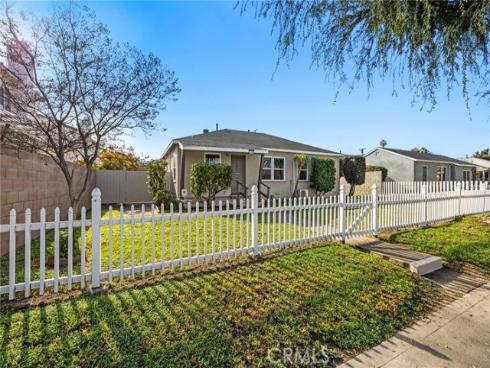 2100 W Valencia Drive, Fullerton, CA