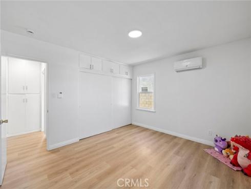 2100 W Valencia Drive, Fullerton, CA