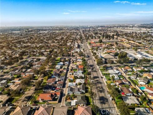 2100 W Valencia Drive, Fullerton, CA